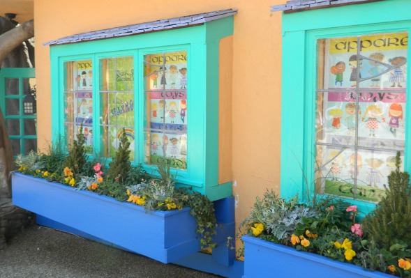Beautiful window boxes.